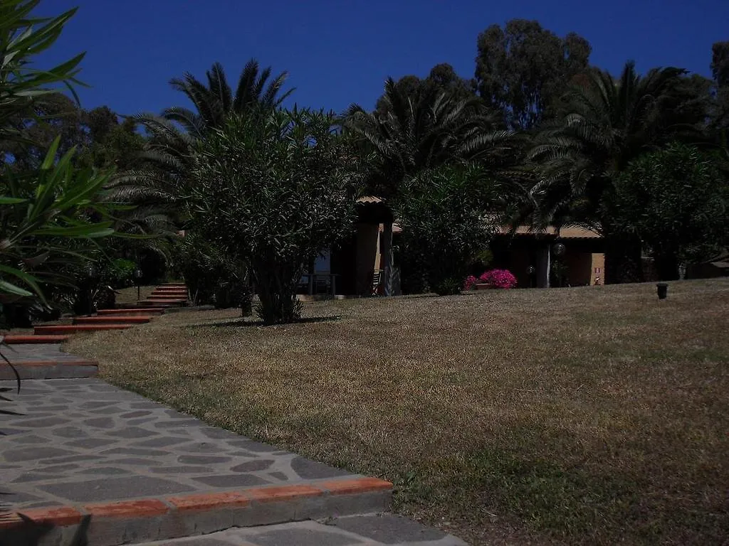 Aparthotel Casa Del Golfo Lacona 3*,