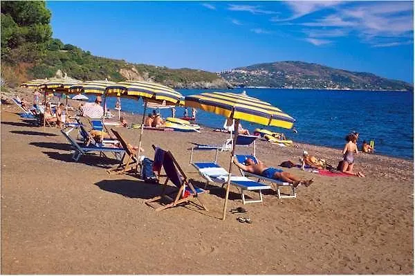 Aparthotel Casa Del Golfo Lacona